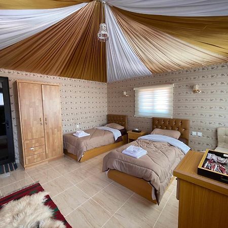 Desert Moon Camp Ουάντι Ραμ Εξωτερικό φωτογραφία