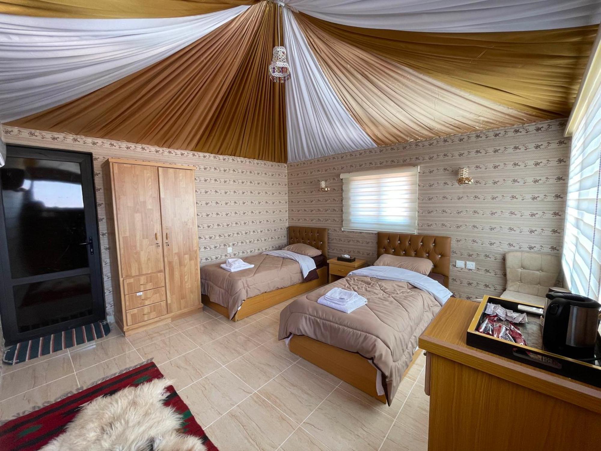 Desert Moon Camp Ουάντι Ραμ Εξωτερικό φωτογραφία